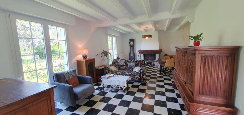 Maison Au Calme Avec Jardin Pres Du Chateau, Foret Et Plage Condette Eksteriør billede